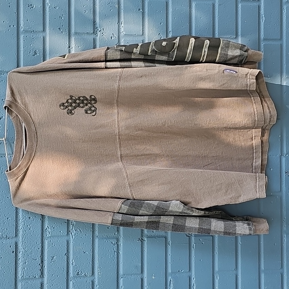 Disneyland Retired Plaid Gray And Black Buffalo Check Spirit Jersey M